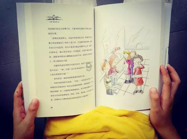 放大800倍观察隐形眼镜，才知道有多脏，看完你还敢戴吗？
