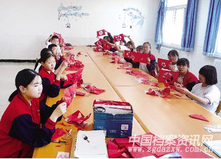 怀仁市云西街道军营路社区:以志愿挥洒青春力量 用行动传播真情温暖